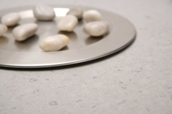 4030 Pebble Oyster 4030 Stone Grey 2 jpg